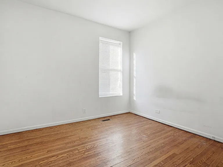 7223 S Coles Ave #1 — Photo 6