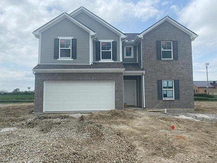 1st image of 427 Harper Creek Dr