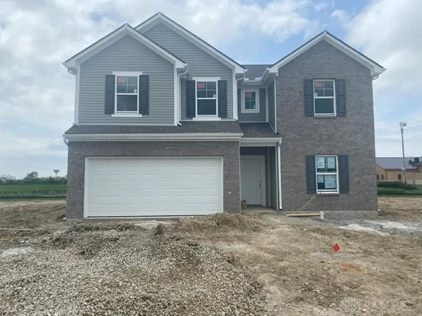 427 Harper Creek Dr, Brookville, OH 45309