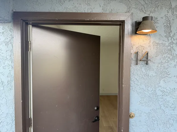 1135 Martin Luther King Jr Ave, Long Beach, CA