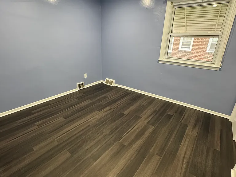 8828 Fairfield St — Photo 11