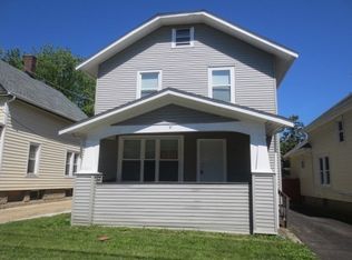 322 S Union St, Aurora, IL 60505