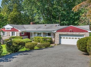 43 Alpine Dr, Wayne, NJ 07470