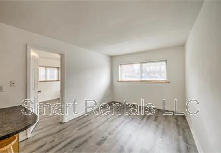 3844 Park Ave #4 — Photo 8