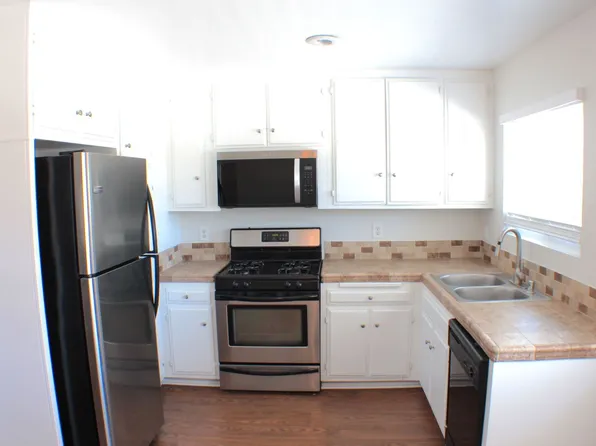 660 S Glassell St, Orange, CA 92866