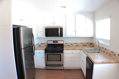 660 S Glassell St Photo 1