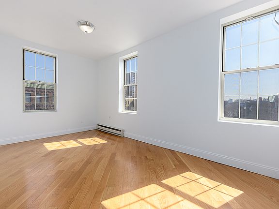 5th image of 266 Washington Ave APT A1