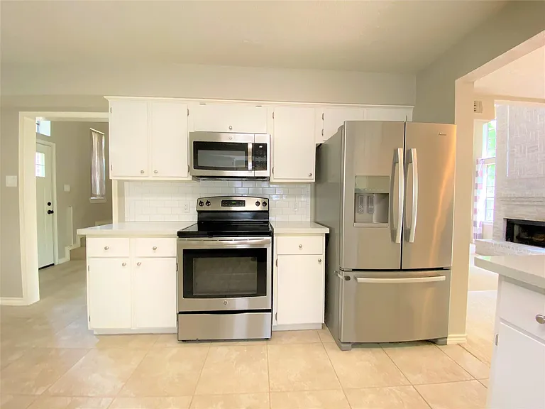 12303 Longfellow Dr — Photo 11