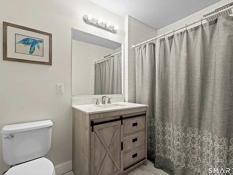 26 Schoolhouse Dr #204 — Photo 5