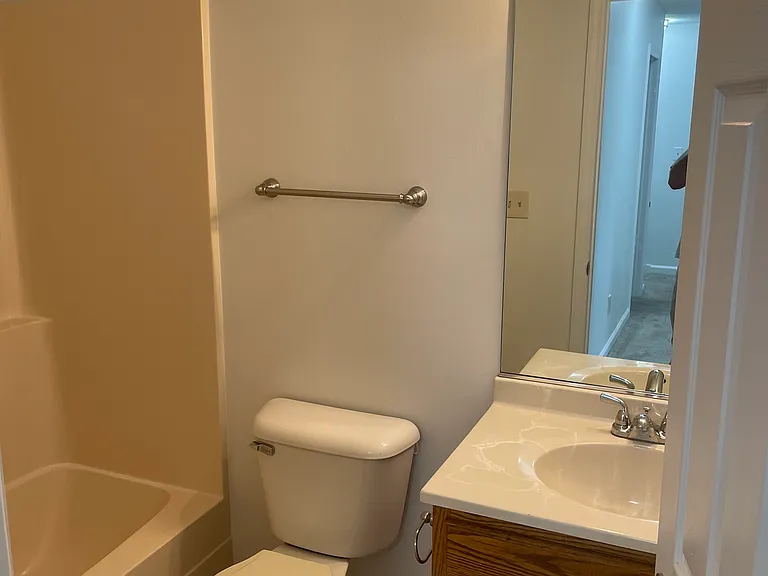 1000 Cody Dr — Photo 10