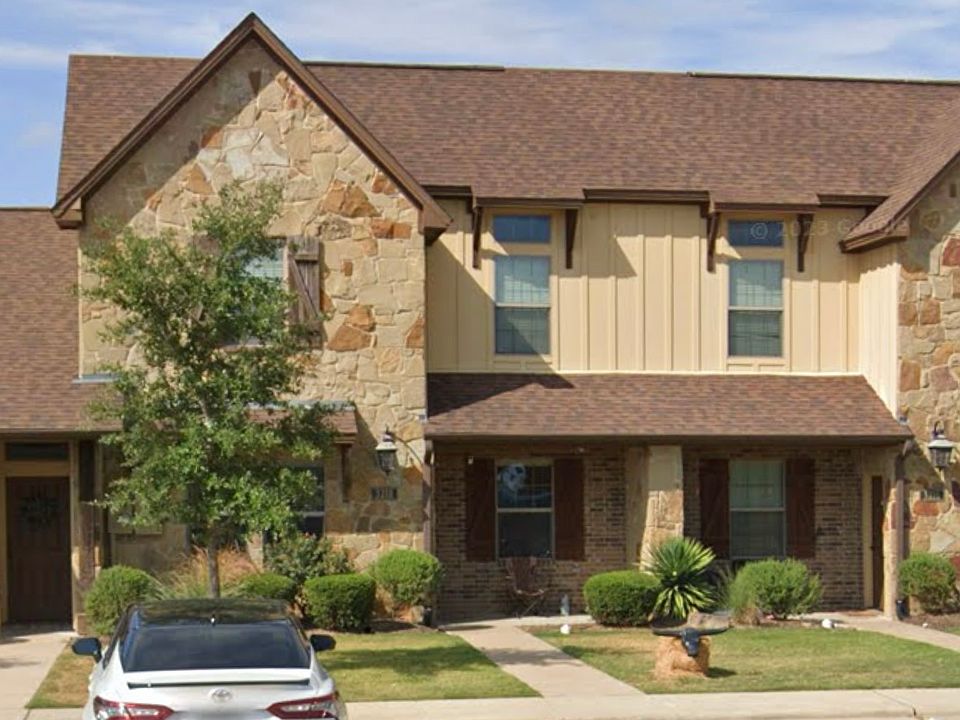 1st image of 3218 Travis Cole Ave #1