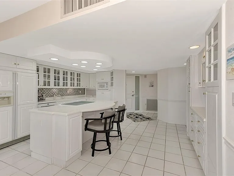 4900 Ocean Blvd #501 — Photo 11