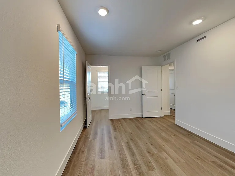 9130 Fiesta Impatiens Ct — Photo 22