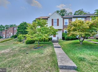 1 Robin Ridge Ct, Parkville, MD 21234