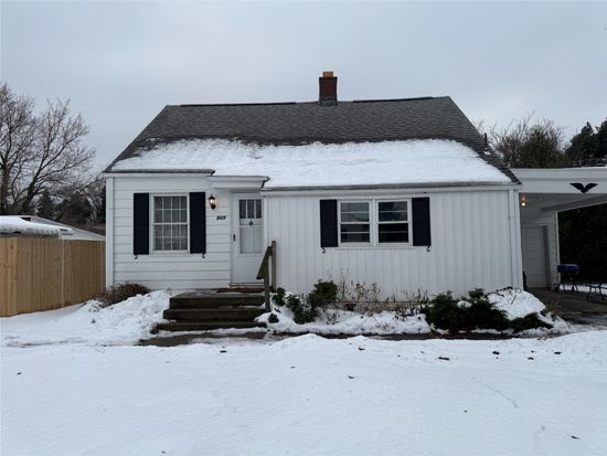 909 E 37th St, Erie, PA 16504