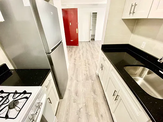 Rented by Realty Nerd | media 1