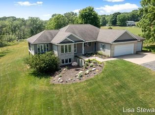 2705 Buttrick Ave SE, Ada, MI 49301