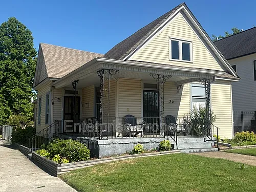 32 N Cooper St Photo 1