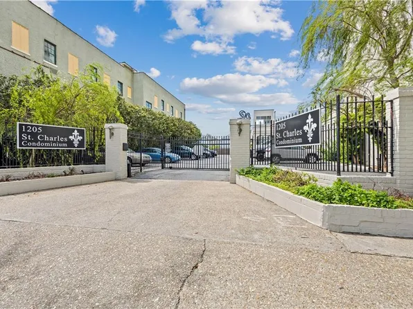 1205 Saint Charles Ave APT 208, New Orleans, LA 70130