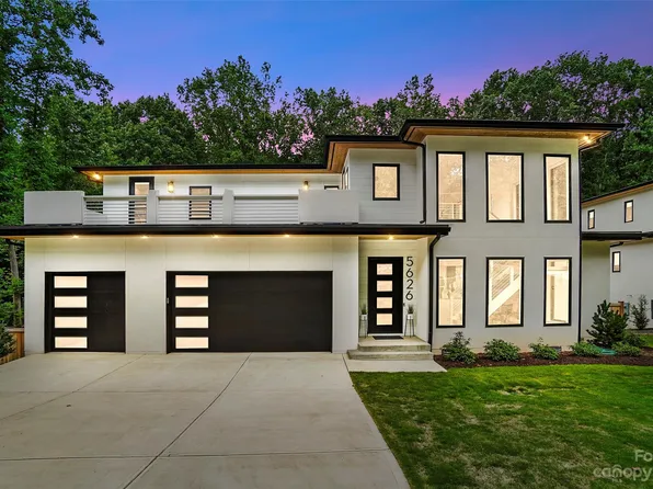 5626 Camelot Dr, Charlotte, NC 28270