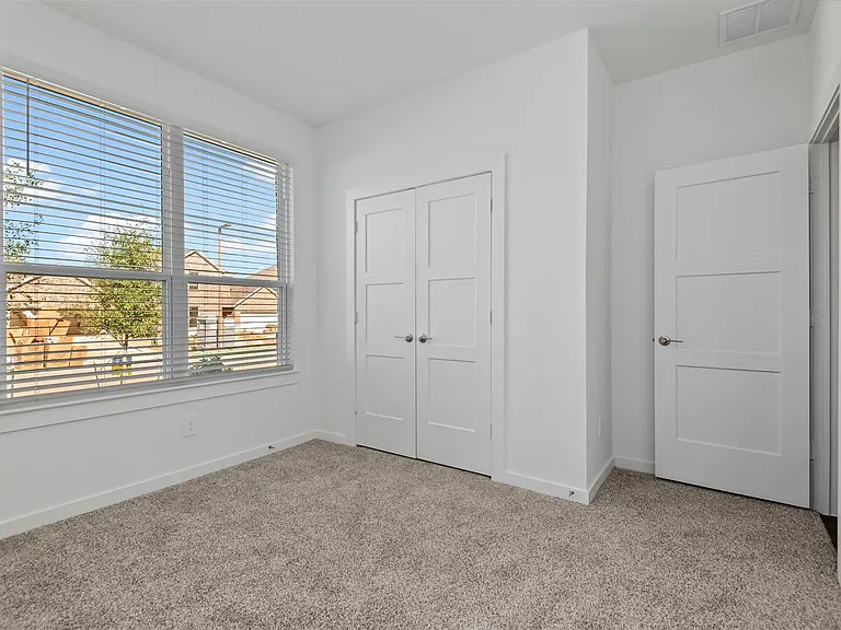 1069 Dancing Feather St — Photo 11