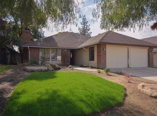 1412 Barstow Ave, Clovis, CA 93611