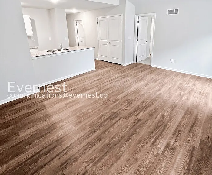 6911 Bellefontaine Ave — Photo 7