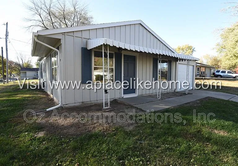 3310 Iroquois Ln — Photo 4