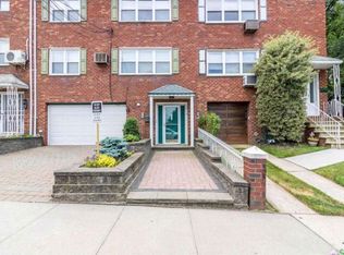 12014 Graham Ct, Flushing, NY 11354