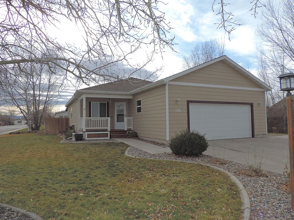1st image of 596 N River Rock Dr