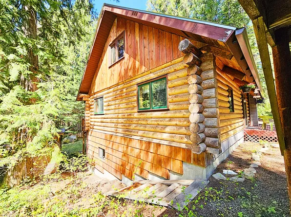 1073 Starvation Lake Rd, Colville, WA 99114