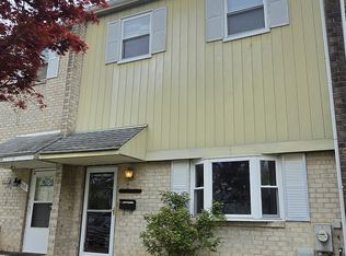 5111 Leeward Rd, Bensalem, PA 19020