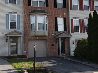 140 Fisher Dr, York, PA