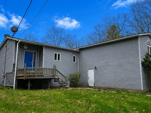 202 Stream Road, Winterport, ME 04496