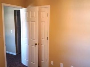 425 Alma Ln APT M, Clarksville, TN 37043