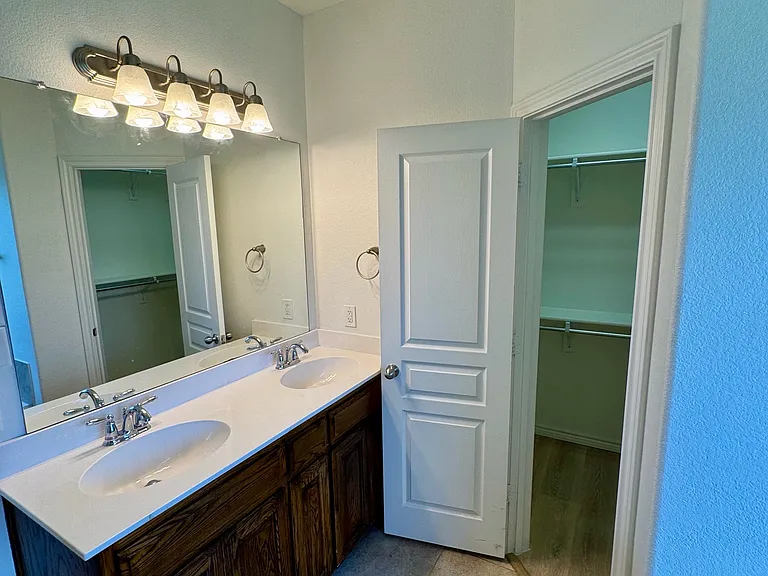 1104 Serendipity Cir — Photo 7