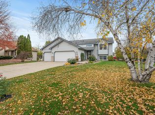 15708 Cumberland Ave W, Rosemount, MN 55068