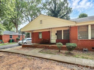 3225 Minnesota Rd, Charlotte, NC 28208
