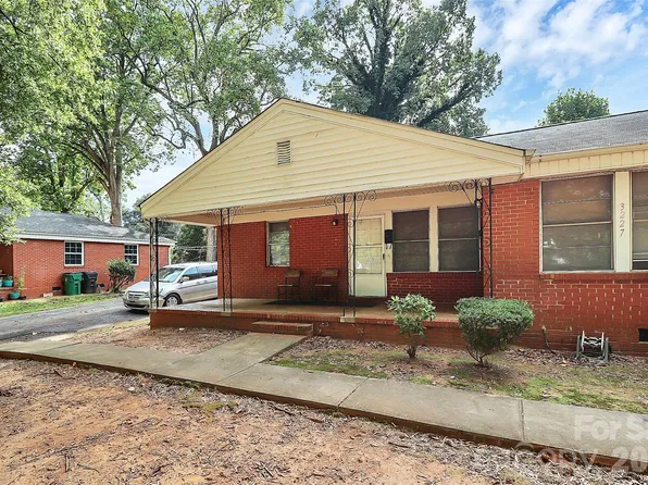 3225 Minnesota Rd, Charlotte, NC 28208