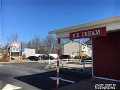 2nd image of 2350 Jerusalem Ave