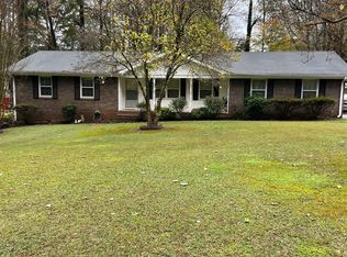 554 Forest Hill Dr, Stockbridge, GA 30281