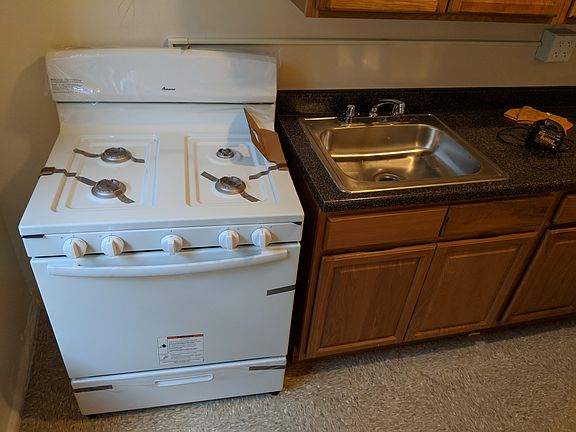 3rd image of 655 Burke Ave APT 1G