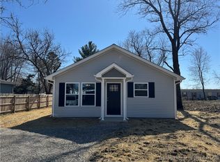 1207 W York Rd, Austin, IN 47102