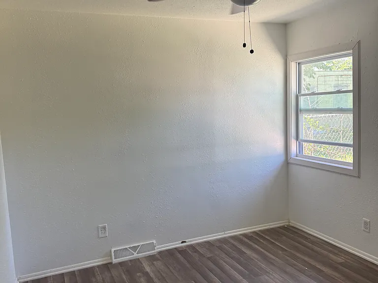 1246 Orchard St — Photo 7