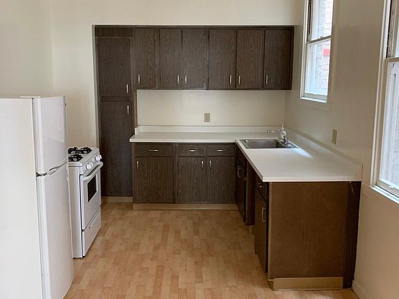 4th image of 1840 Sacramento St APT 102