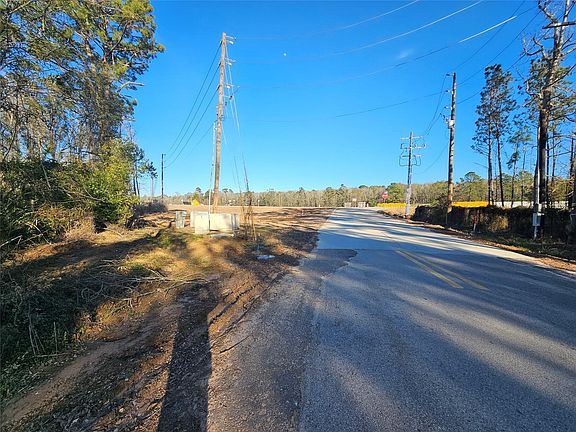 2nd image of 2 Sherwood Dr Lot 1