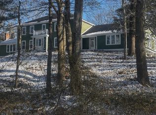 10 Popes Ln, Hingham, MA 02043