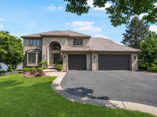 1872 River Ridge Cir, Naperville, IL 60565