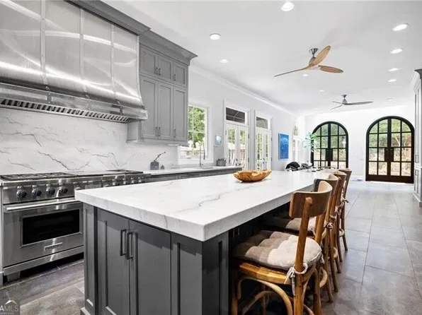 135 Lameloise Ln, Sandy Springs, GA 30327