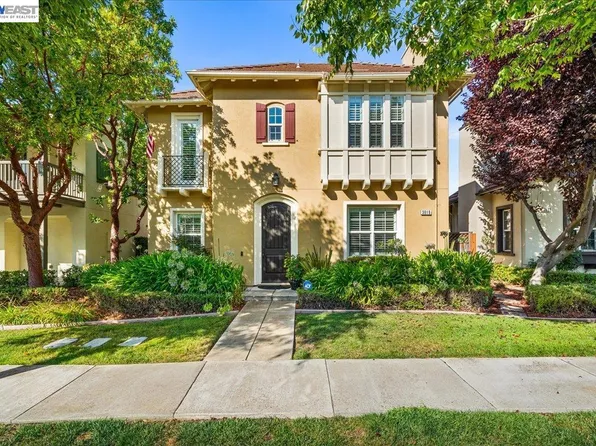 3019 Sweetviolet Dr, San Ramon, CA 94582
